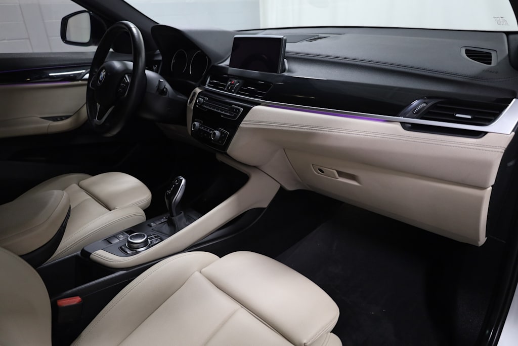 Thumbnail: 2020 BMW X2 - 10