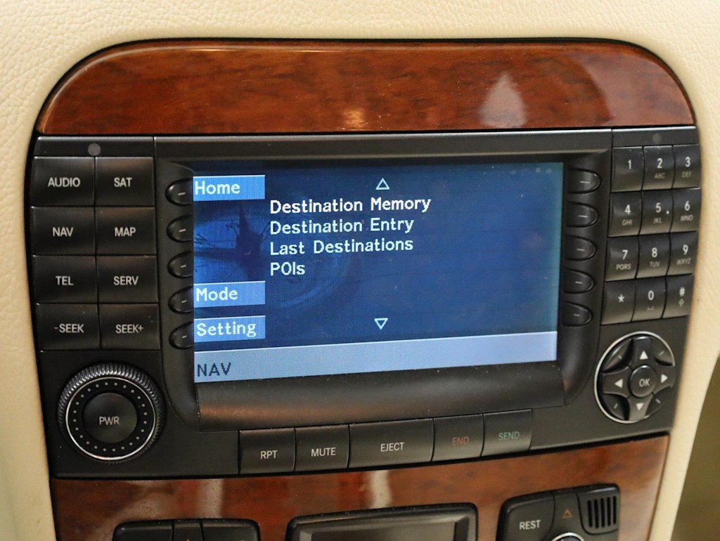 Thumbnail: 2004 Mercedes-Benz S-Class - 15