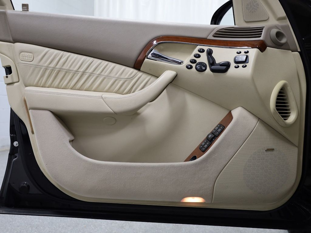 Thumbnail: 2004 Mercedes-Benz S-Class - 27