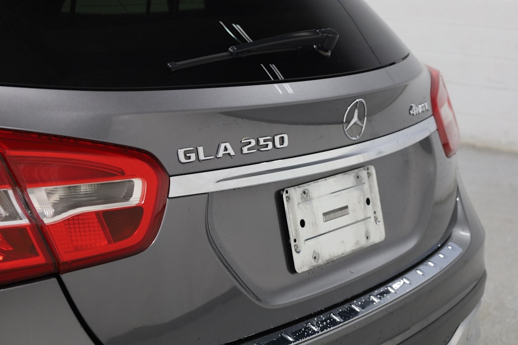 Thumbnail: 2018 Mercedes-Benz GLA - 7