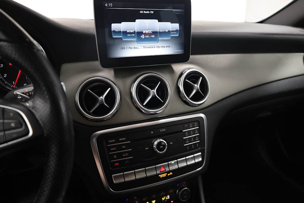Thumbnail: 2018 Mercedes-Benz GLA - 33