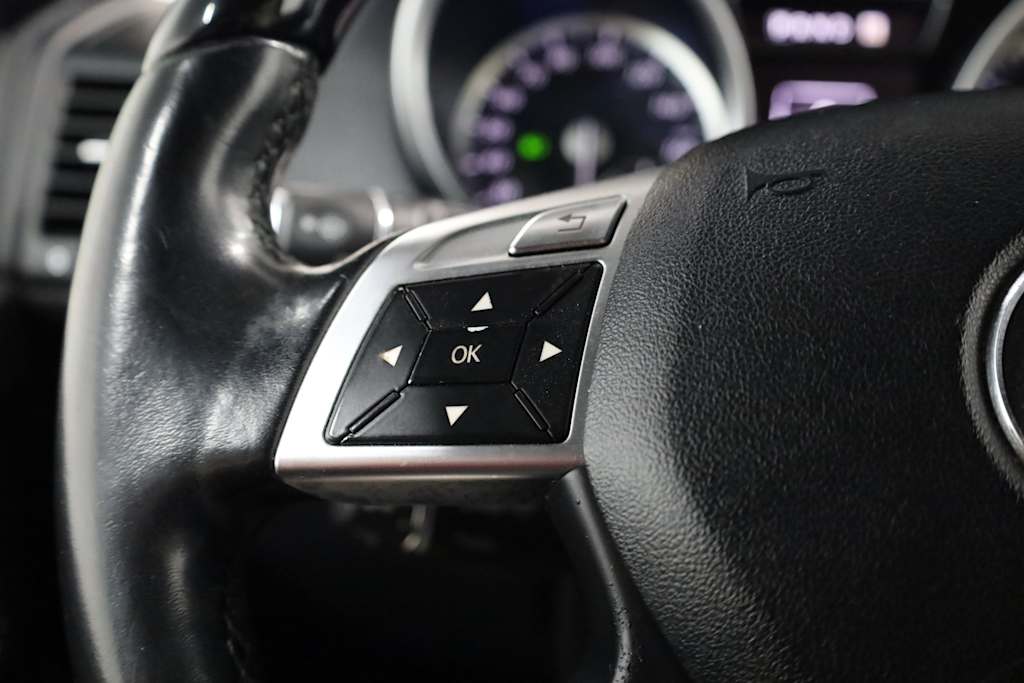 Thumbnail: 2013 Mercedes-Benz G-Class - 29