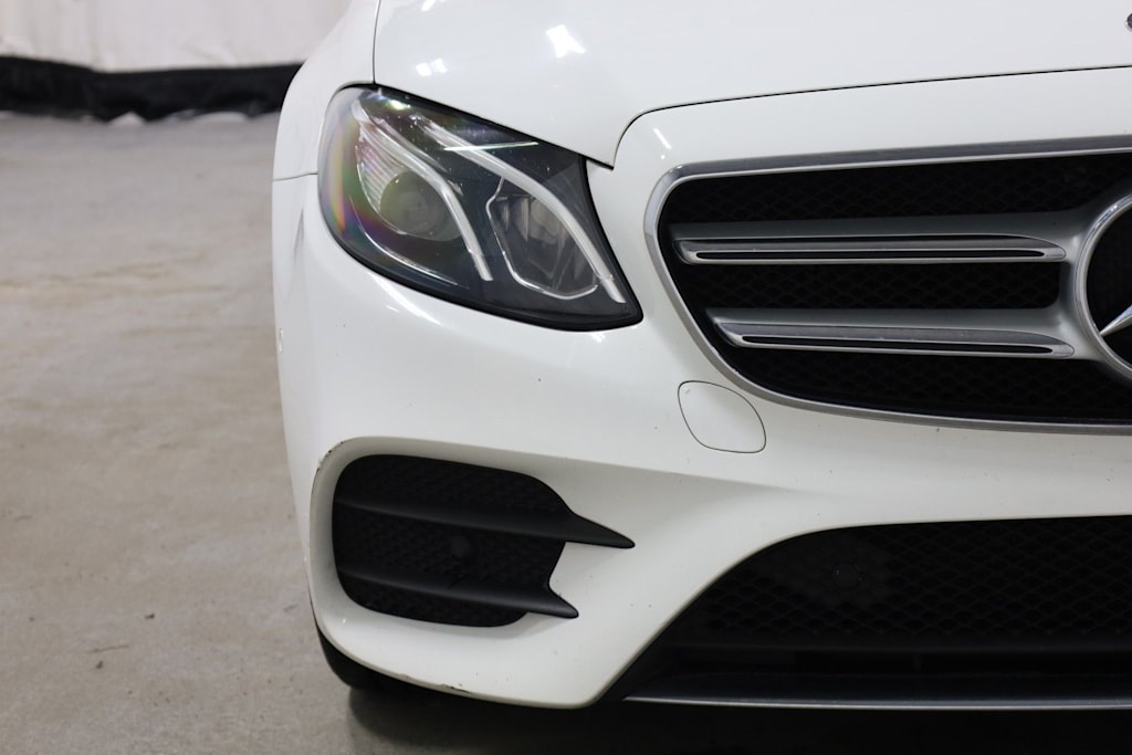 Thumbnail: 2017 Mercedes-Benz E-Class - 25