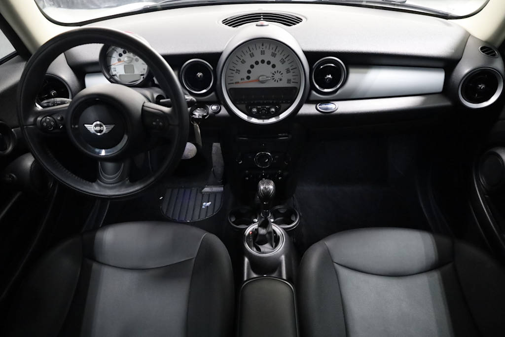2013 MINI Cooper Base 14