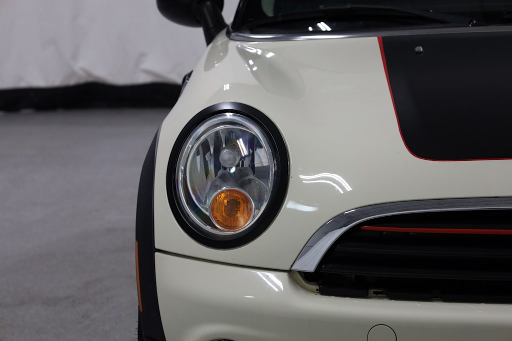 2013 MINI Cooper Base 15