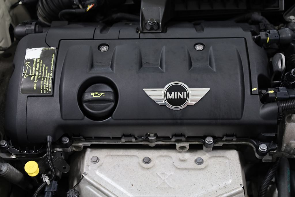 2013 MINI Cooper Base 8