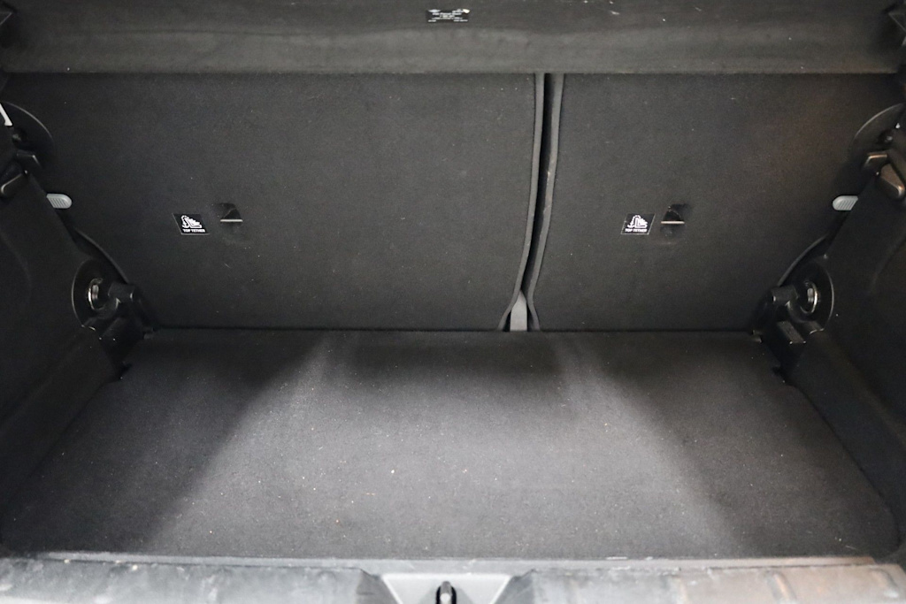 Thumbnail: 2015 MINI Cooper - 18