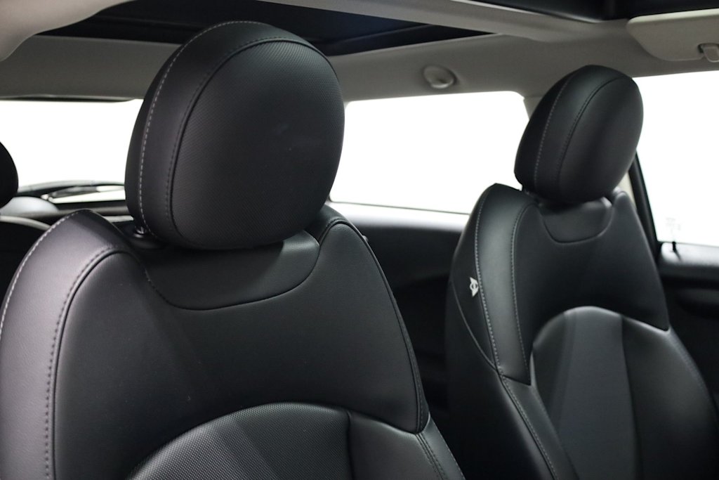 Thumbnail: 2015 MINI Cooper - 29