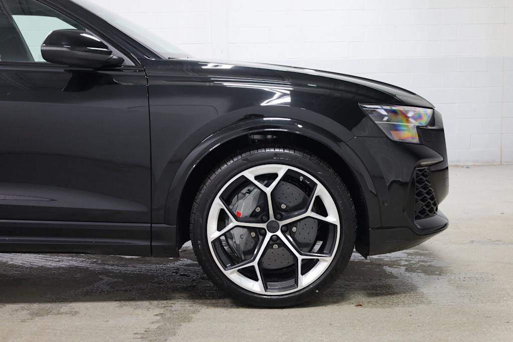 Thumbnail: 2026 Audi RS Q8 - 8