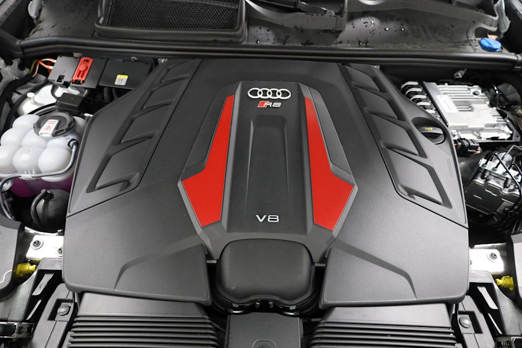 Thumbnail: 2026 Audi RS Q8 - 9