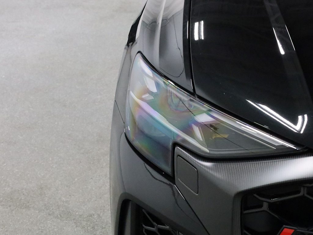 Thumbnail: 2026 Audi RS Q8 - 26