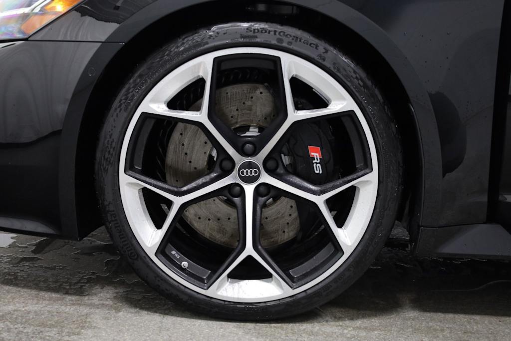 Thumbnail: 2026 Audi RS 6 - 41