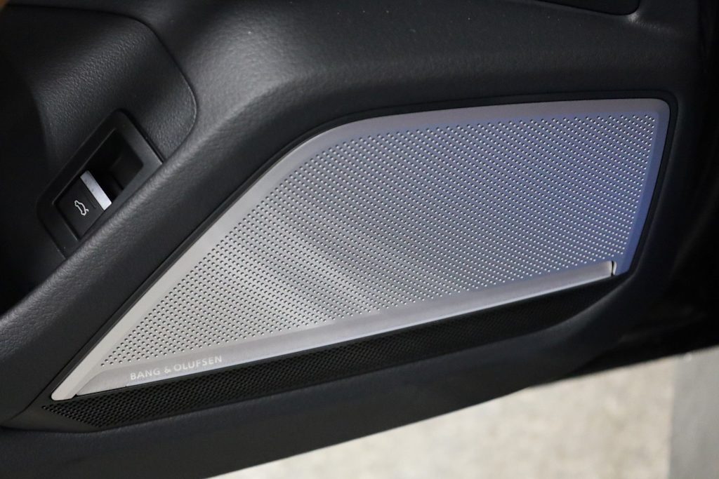 Thumbnail: 2026 Audi RS 6 - 27