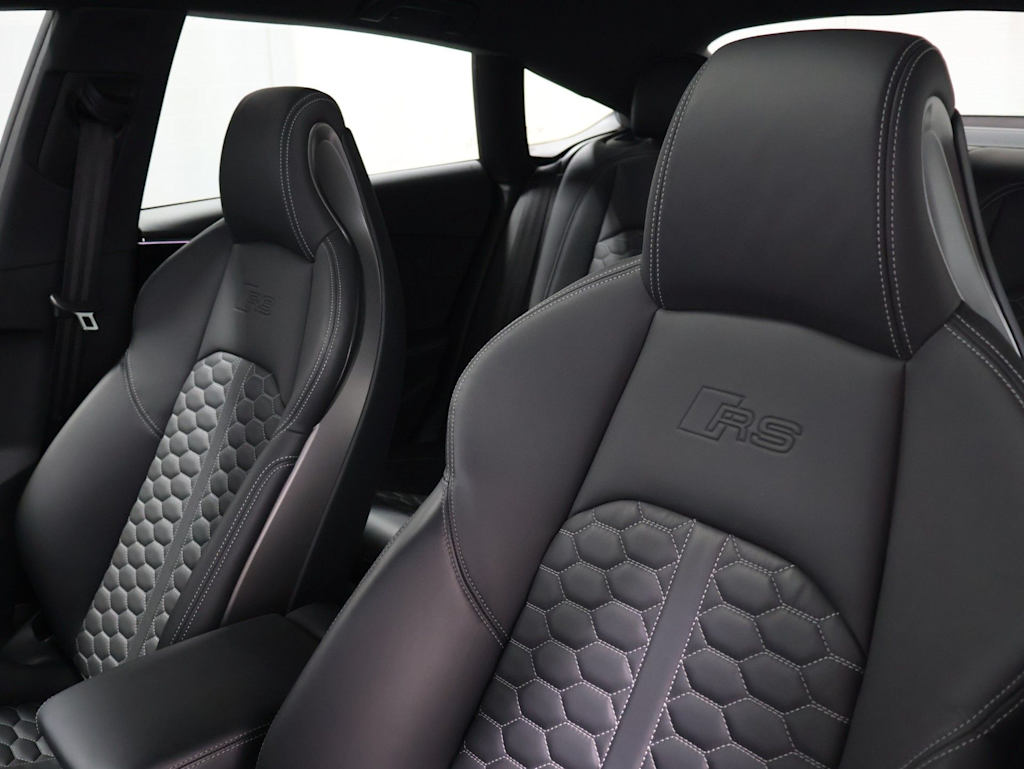 Thumbnail: 2023 Audi RS 5 - 12