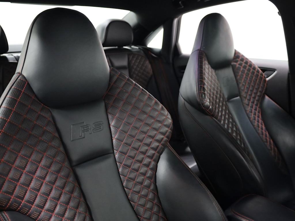 Thumbnail: 2019 Audi RS 3 - 29