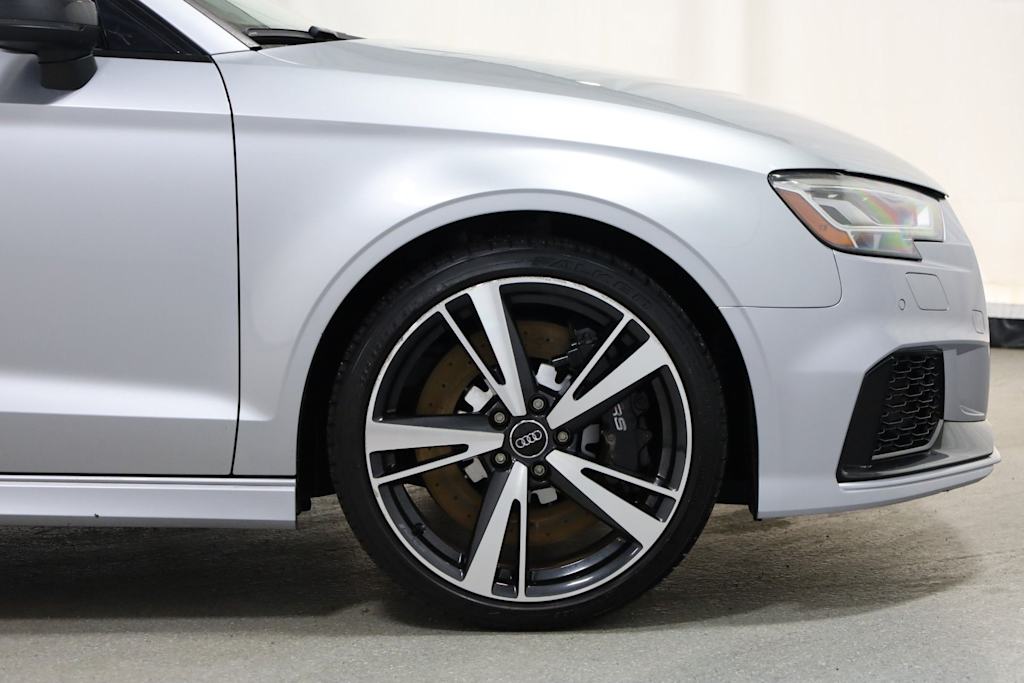 Thumbnail: 2018 Audi RS 3 - 7