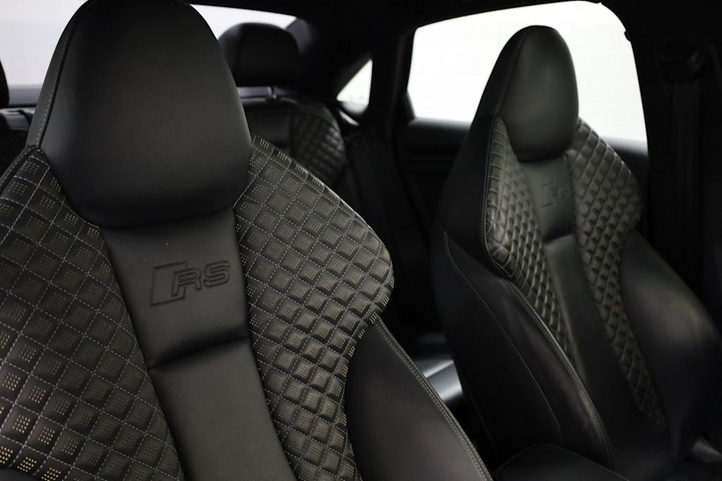 Thumbnail: 2018 Audi RS 3 - 30