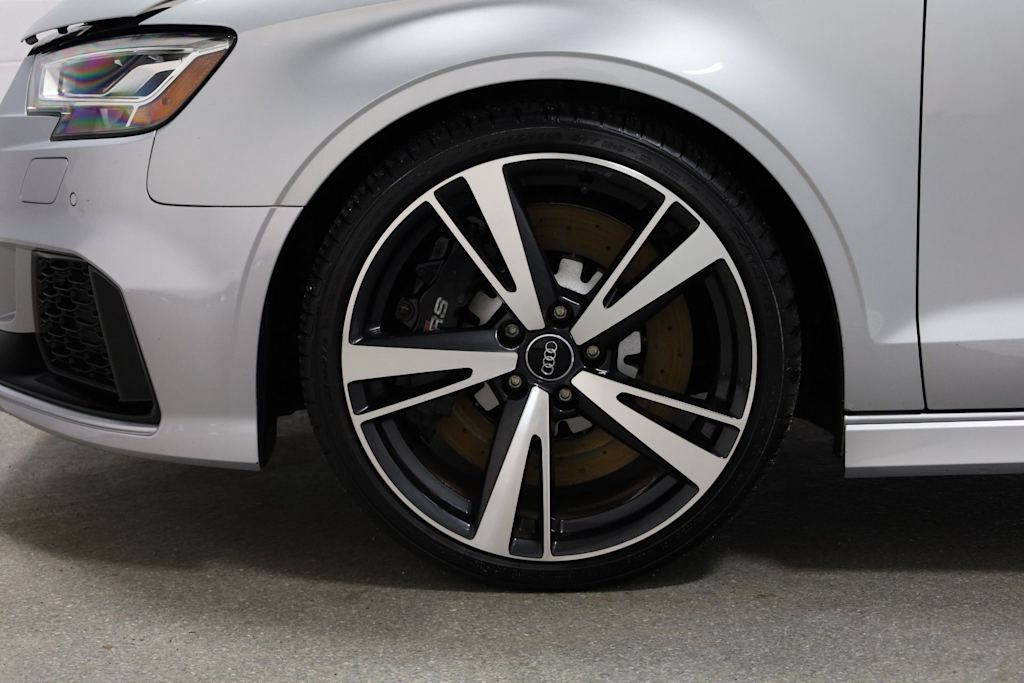 Thumbnail: 2018 Audi RS 3 - 39