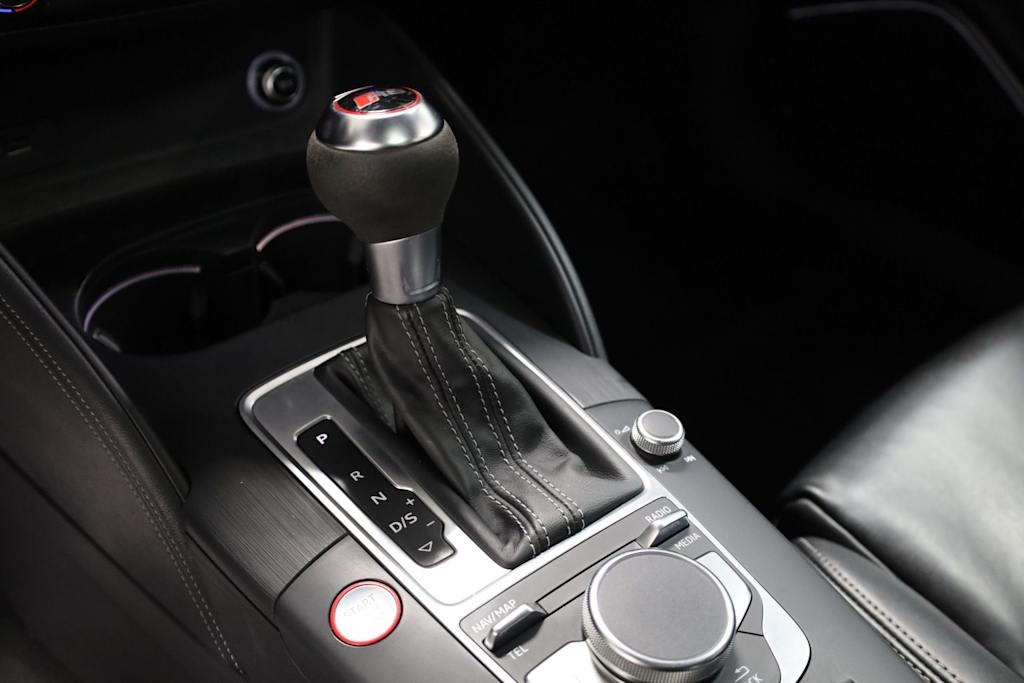 Thumbnail: 2018 Audi RS 3 - 16