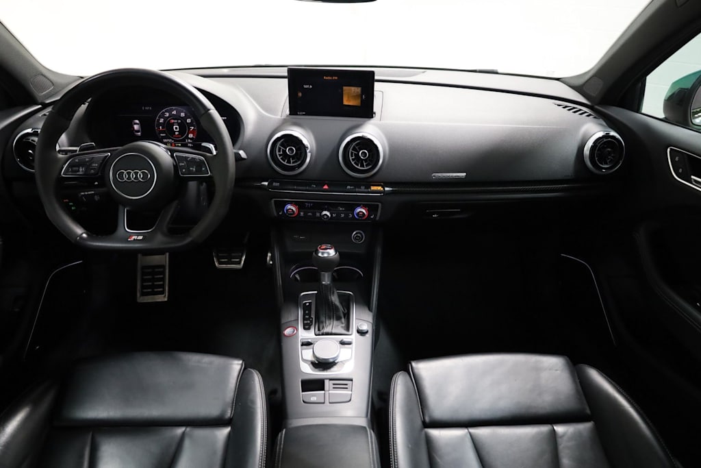 Thumbnail: 2018 Audi RS 3 - 14