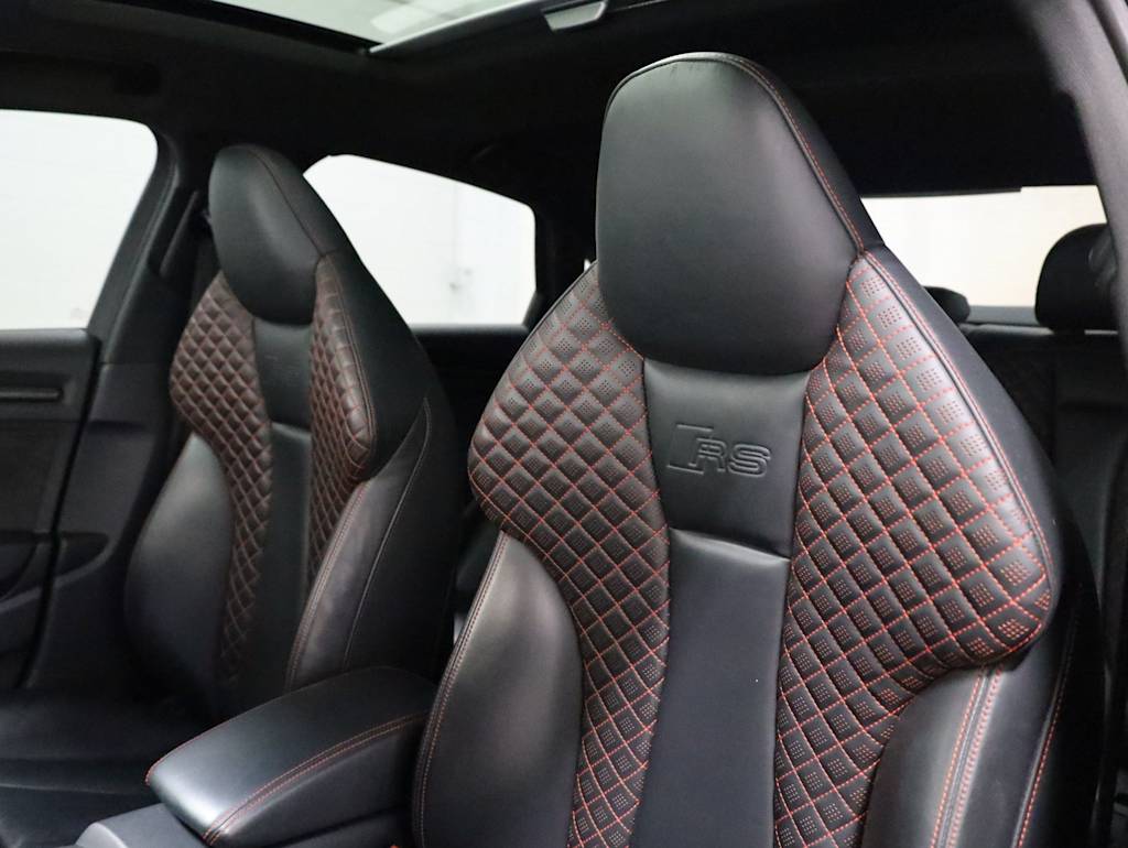 Thumbnail: 2018 Audi RS 3 - 13
