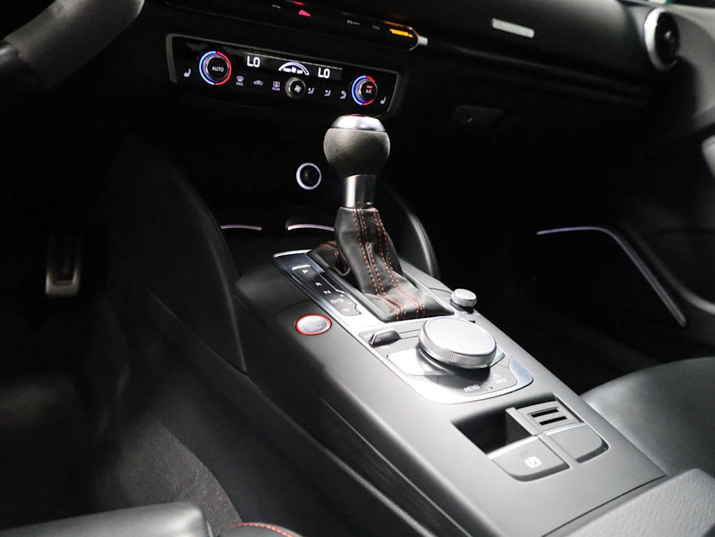 Thumbnail: 2018 Audi RS 3 - 17