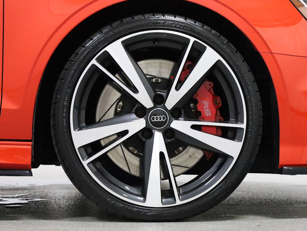 Thumbnail: 2018 Audi RS 3 - 8