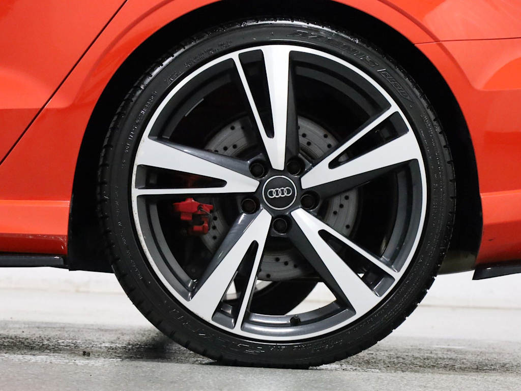 Thumbnail: 2018 Audi RS 3 - 38