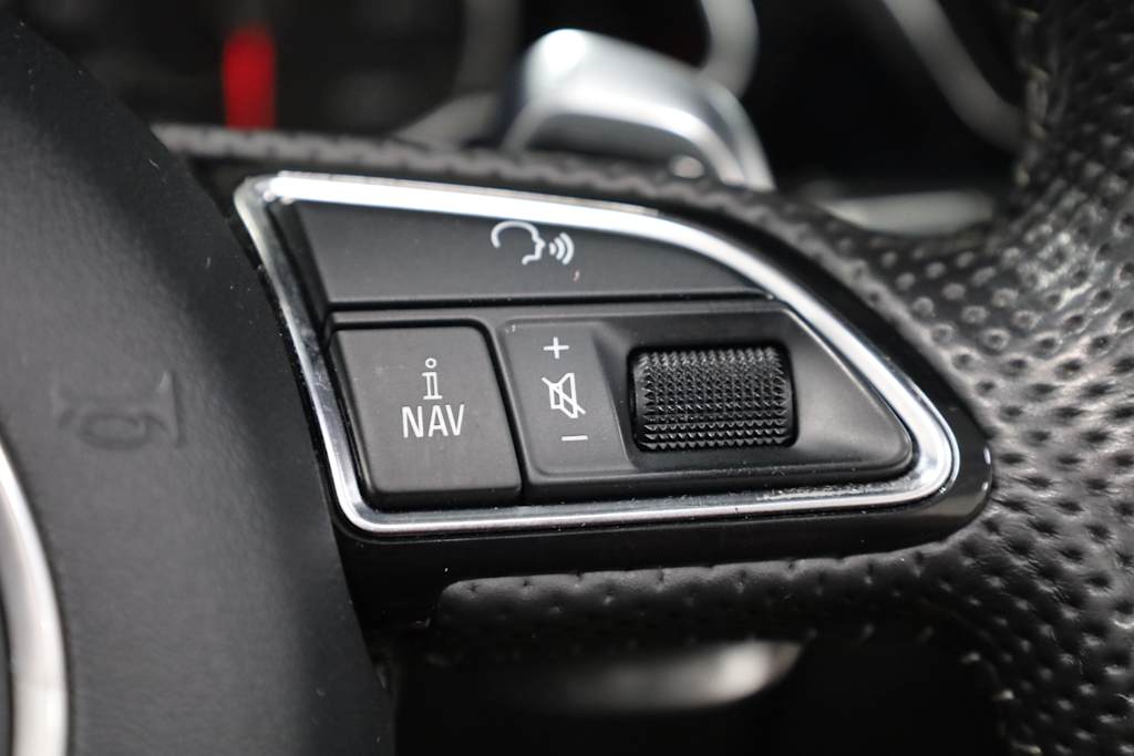 Thumbnail: 2014 Audi RS 5 - 29