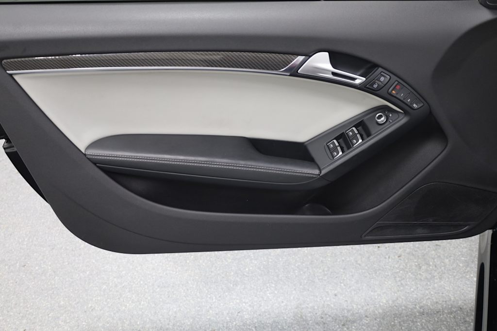 Thumbnail: 2014 Audi RS 5 - 26