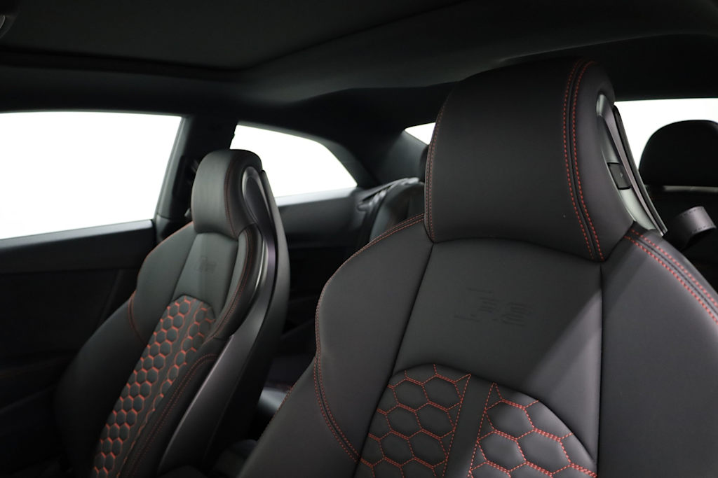 Thumbnail: 2022 Audi RS 5 - 11