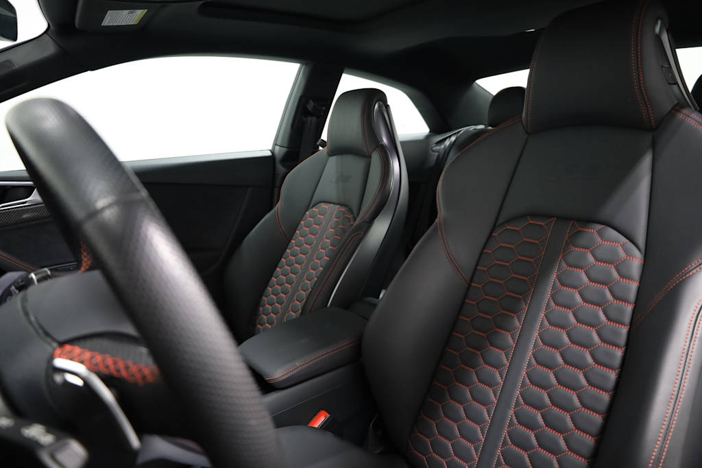 Thumbnail: 2022 Audi RS 5 - 10