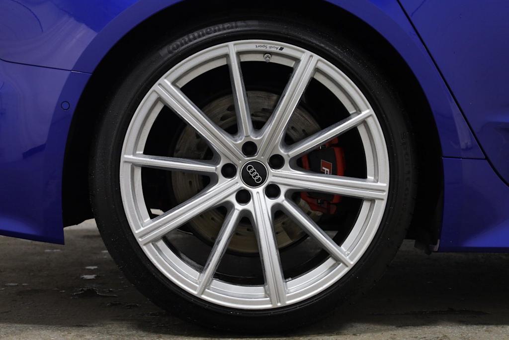 Thumbnail: 2023 Audi RS 7 - 40