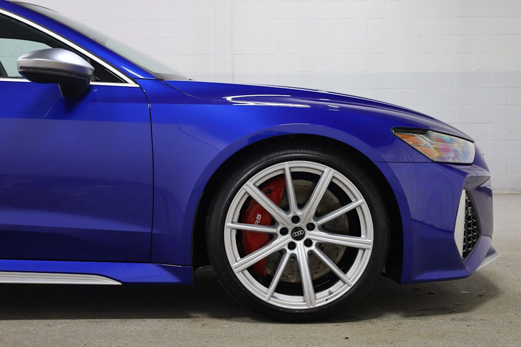 Thumbnail: 2023 Audi RS 7 - 8