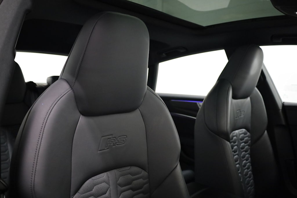 Thumbnail: 2023 Audi RS 7 - 31