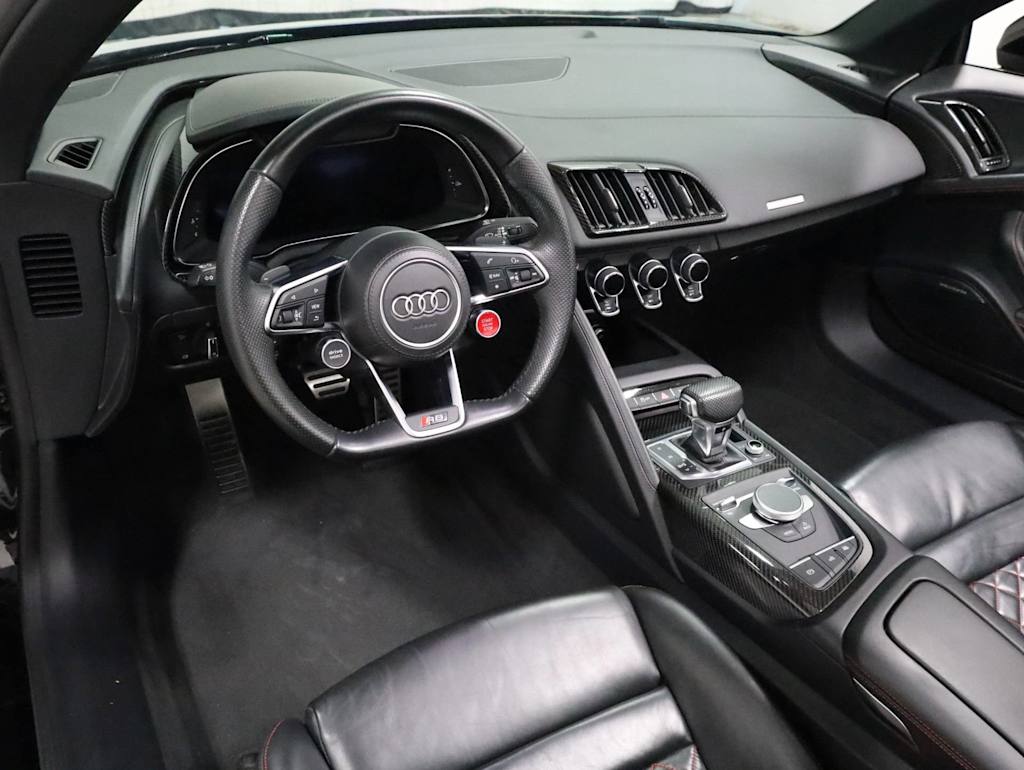 Thumbnail: 2017 Audi R8 - 2