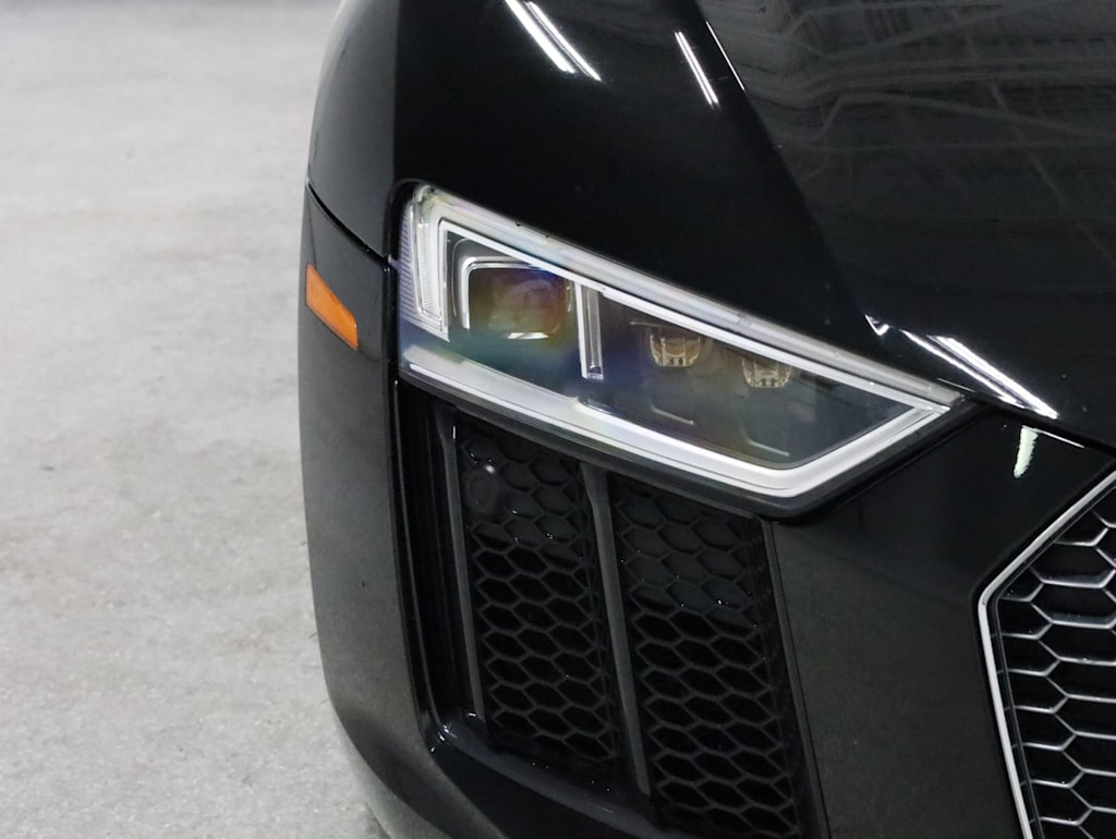 Thumbnail: 2017 Audi R8 - 7