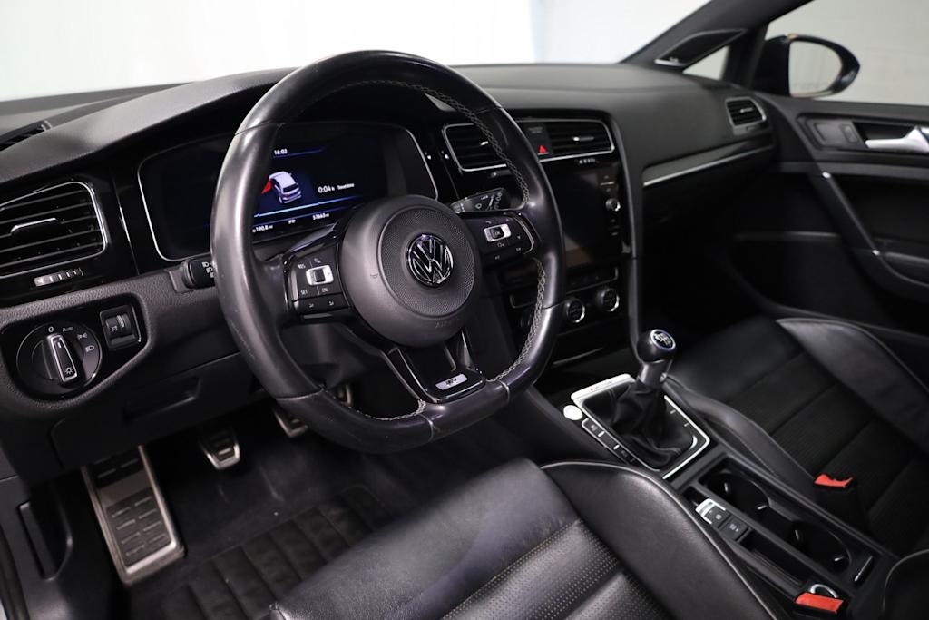 Thumbnail: 2018 Volkswagen Golf - 2