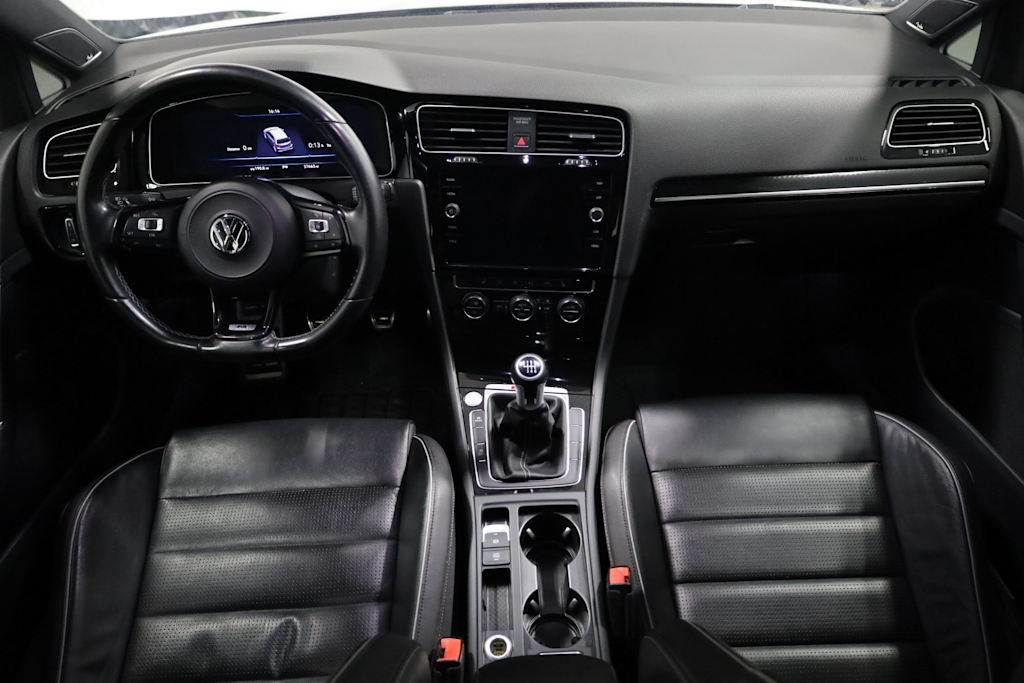 Thumbnail: 2018 Volkswagen Golf - 15