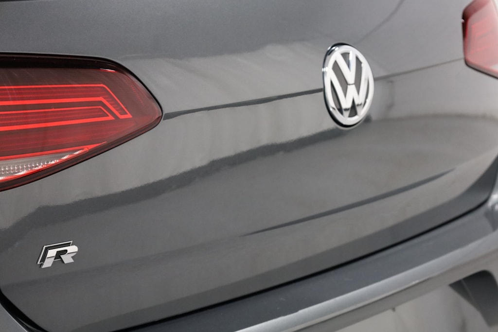 Thumbnail: 2018 Volkswagen Golf - 7