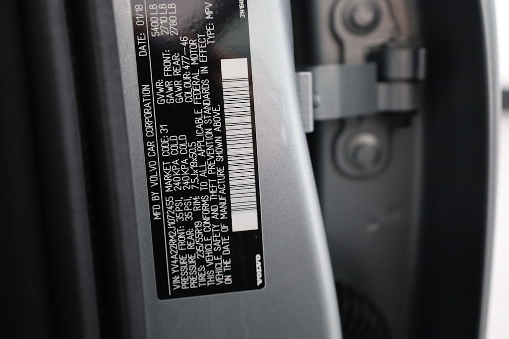 Thumbnail: 2018 Volvo XC60 - 20