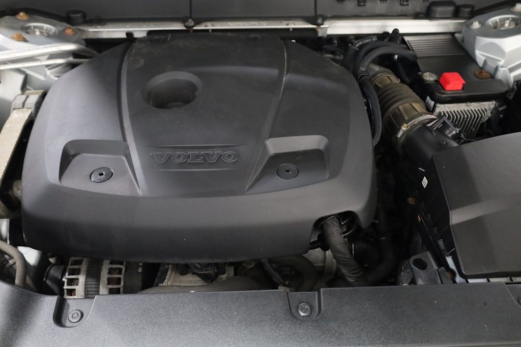 Thumbnail: 2018 Volvo XC60 - 9