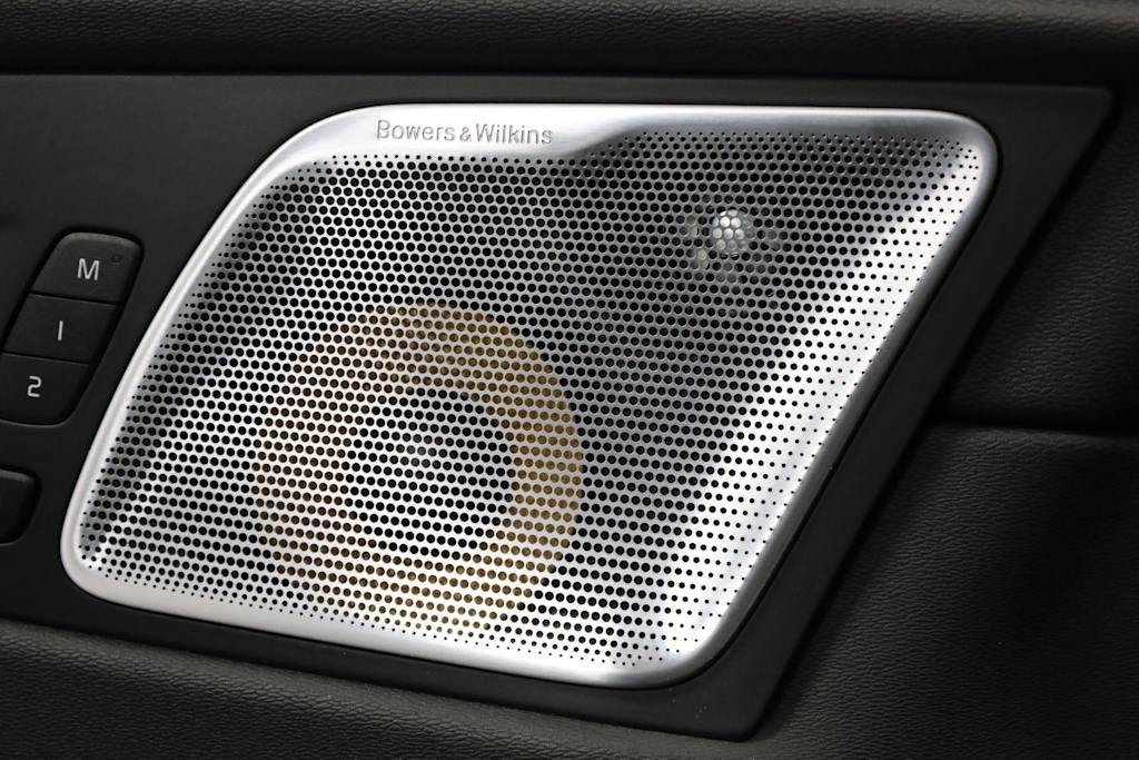 Thumbnail: 2018 Volvo XC60 - 12