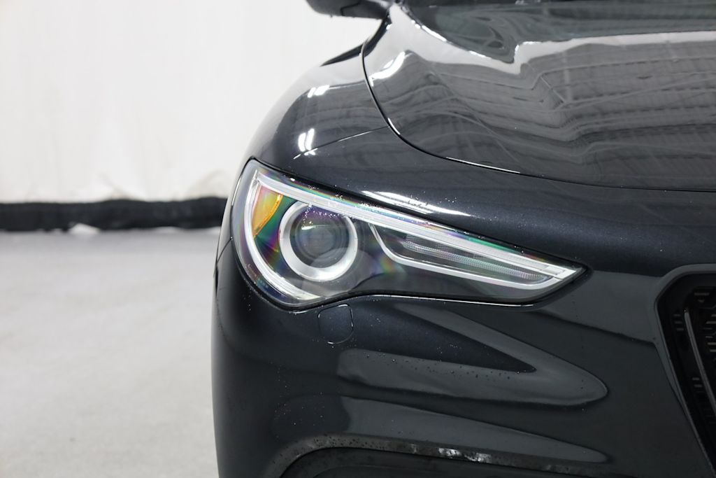2023 Alfa Romeo Stelvio Ti 26