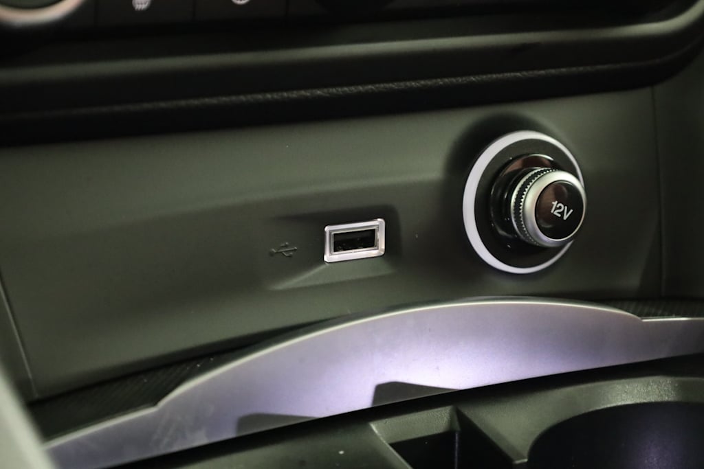 2023 Alfa Romeo Stelvio Ti 37