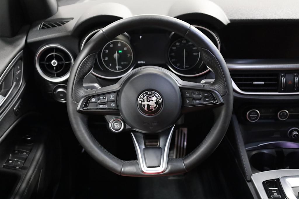 2023 Alfa Romeo Stelvio Ti 14