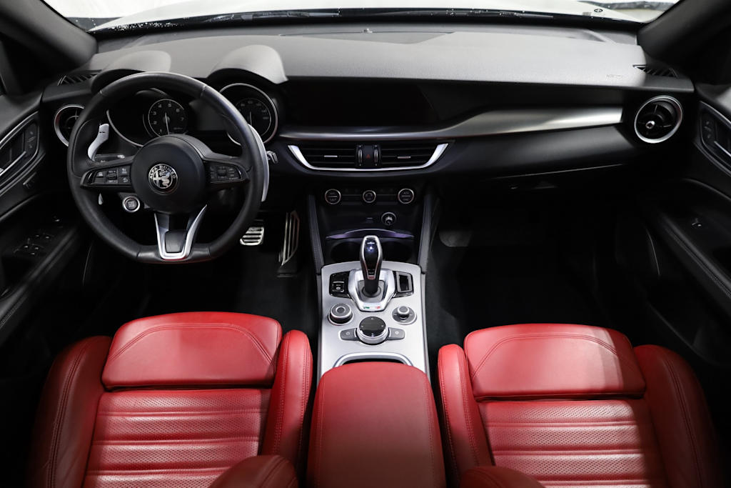 2023 Alfa Romeo Stelvio Ti 15