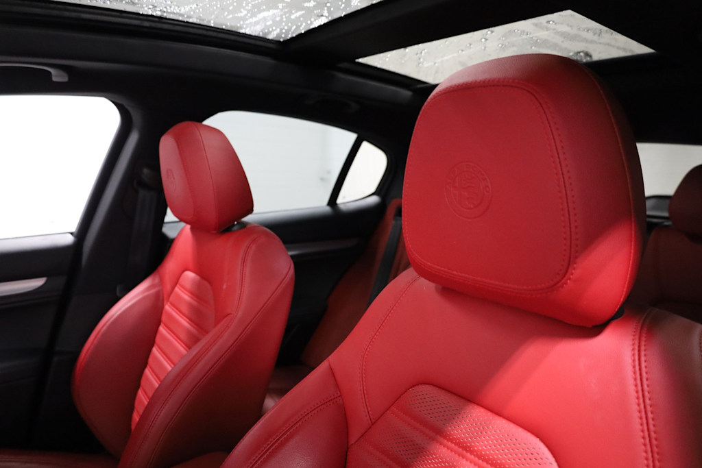 2023 Alfa Romeo Stelvio Ti 12