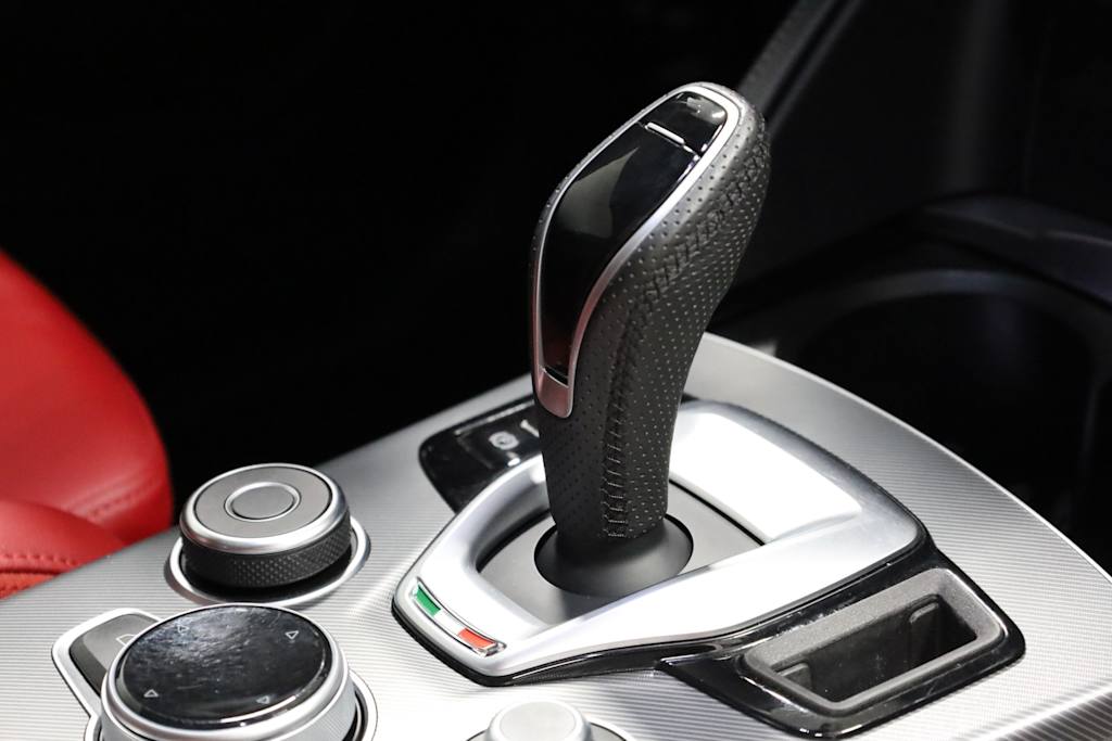 2023 Alfa Romeo Stelvio Ti 17