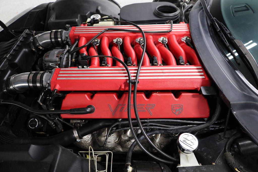 Thumbnail: 1994 Dodge Viper - 8